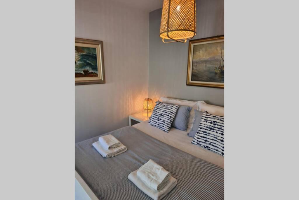 Studio Apartment Marella Вис Екстериор снимка
